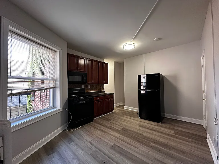 67 Stuyvesant Ave #36E — Photo 1