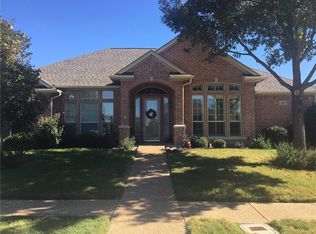 200 Indigo Way, Waxahachie, TX 75165