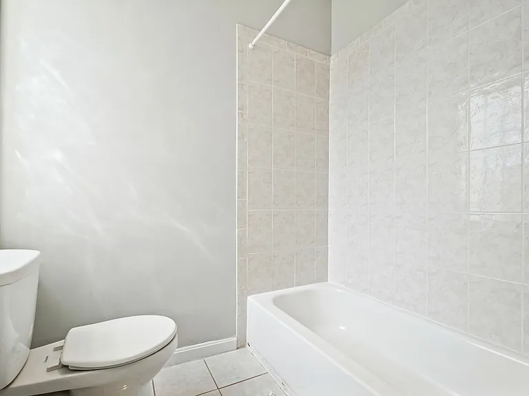 632 Q St NW — Photo 6