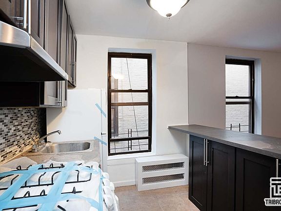 2nd image of 6469 Broadway #2C