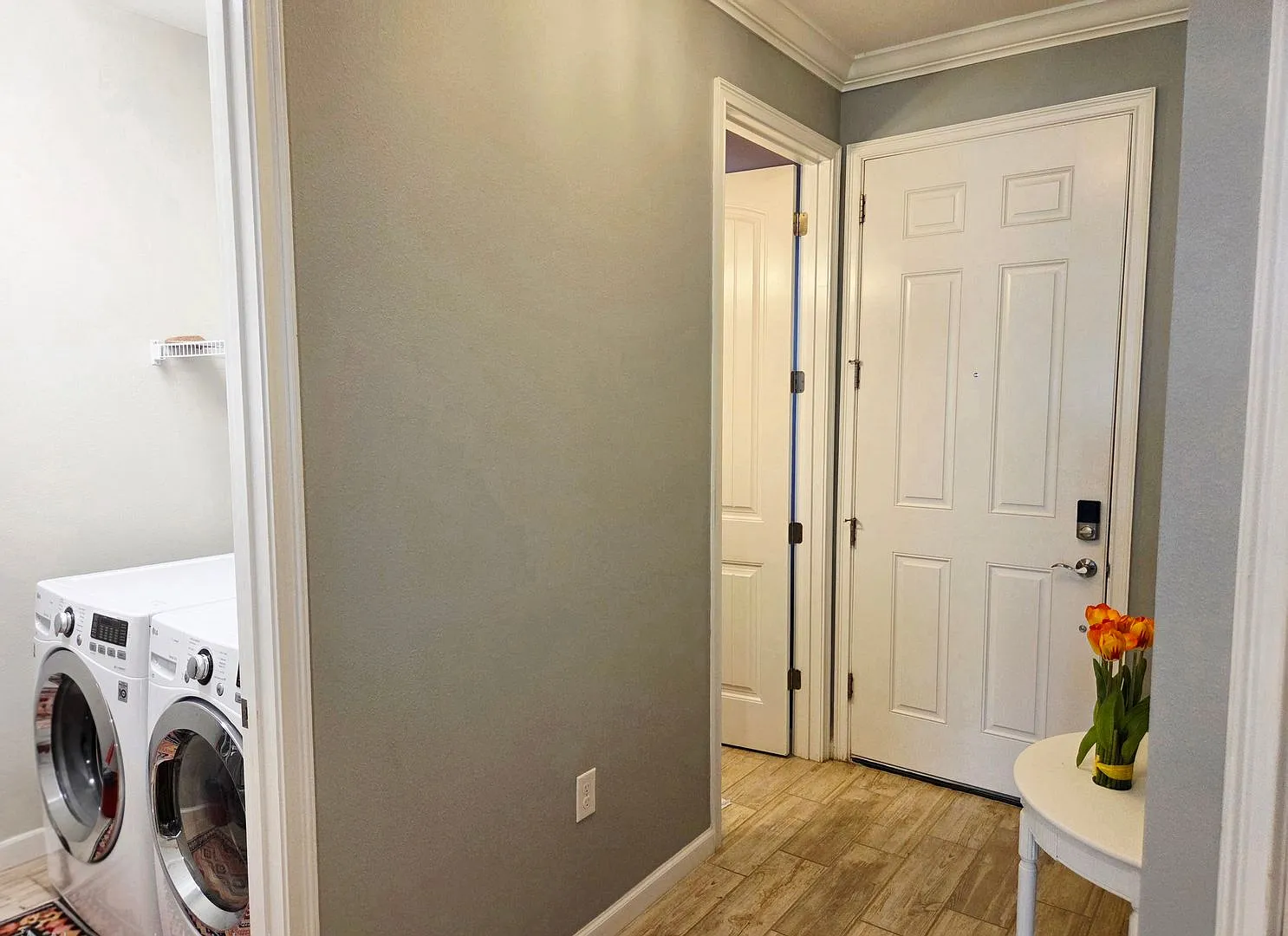 Furnished Sarasota Oasis Water Views Move-In Ready. Ask About Our $1,597 Move-In Credit! — Photo 4