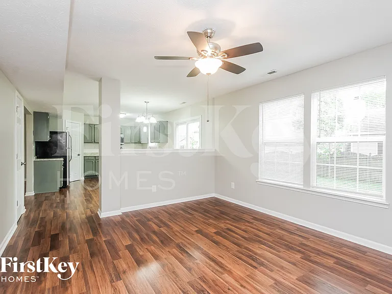 10567 Secretariat Dr — Photo 4