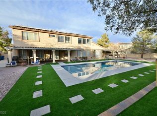 385 Glenridding St, Las Vegas, NV 89183