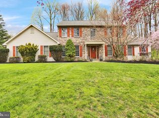 4 Royal Ct, Reading, PA 19607