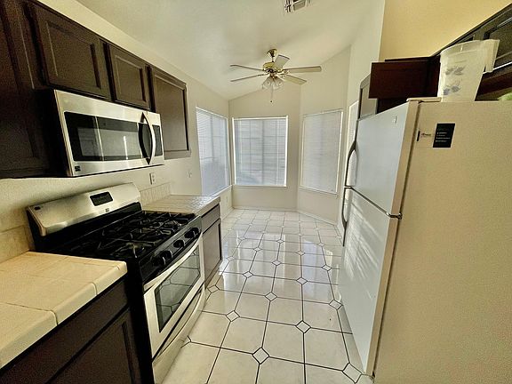 2nd image of 2424 Moon Shore Dr