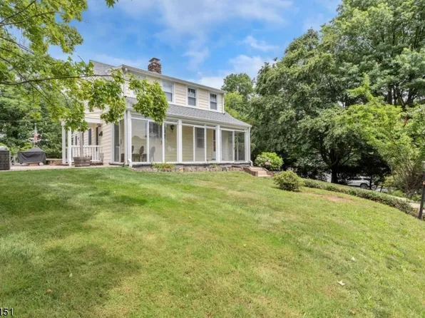 180 S Martine Ave, Fanwood Boro, NJ 07023