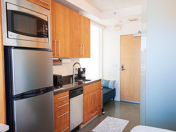 5th image of 766 Harrison St Unit 612