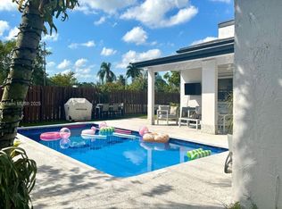 528 SW 166th Ter, Fort Lauderdale, FL 33326