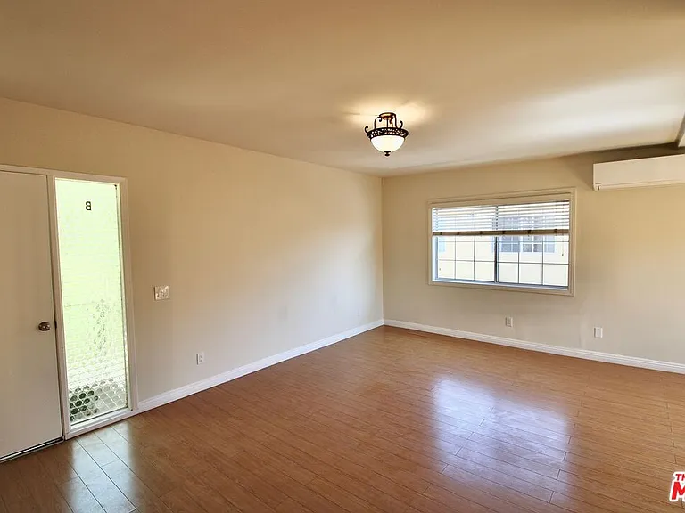 1319 E California Ave #B — Photo 9