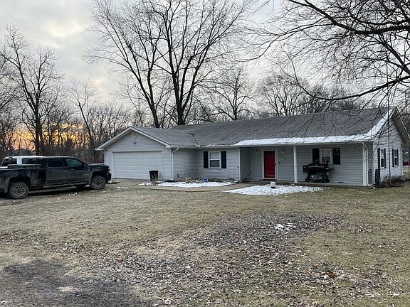 2nd image of 115 Plattsburg St