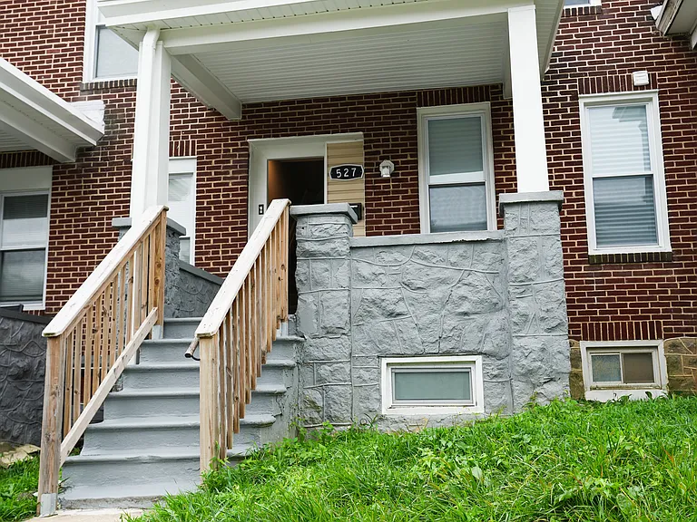 527 Chateau Ave — Photo 11