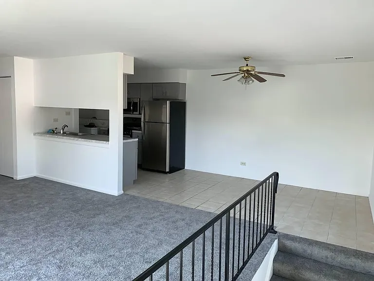 7652 159th Pl — Photo 3