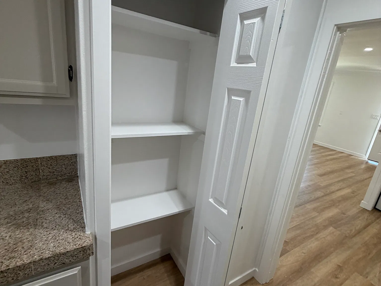 11233 Victory Blvd — Photo 4