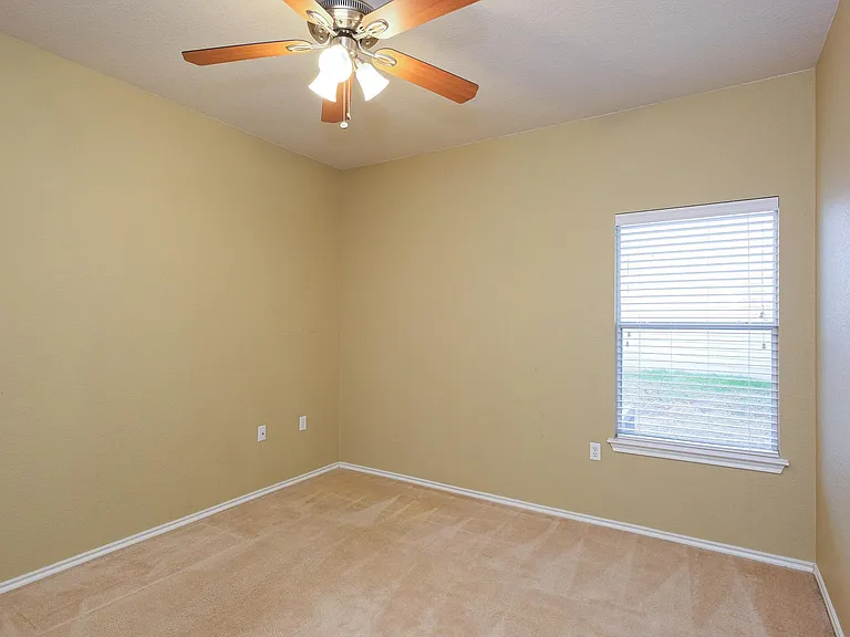 10312 Lone Pine Ln — Photo 13