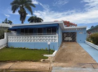 15 Bloq Sierra #33, Bayamon, PR 00961