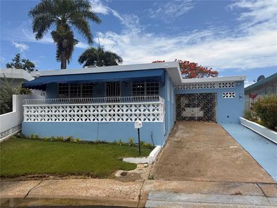 15 Bloq Sierra #33, Bayamon, PR, 00961