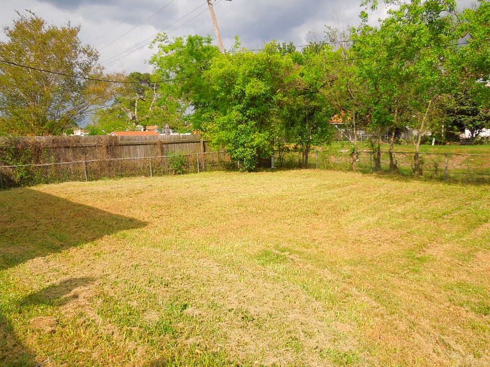 2nd image of 3218 Ole Miss Dr