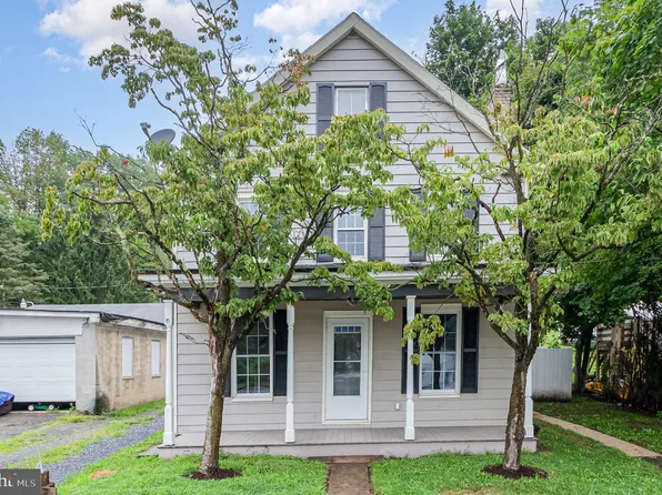 228 W Main St, New Bloomfield, PA 17068