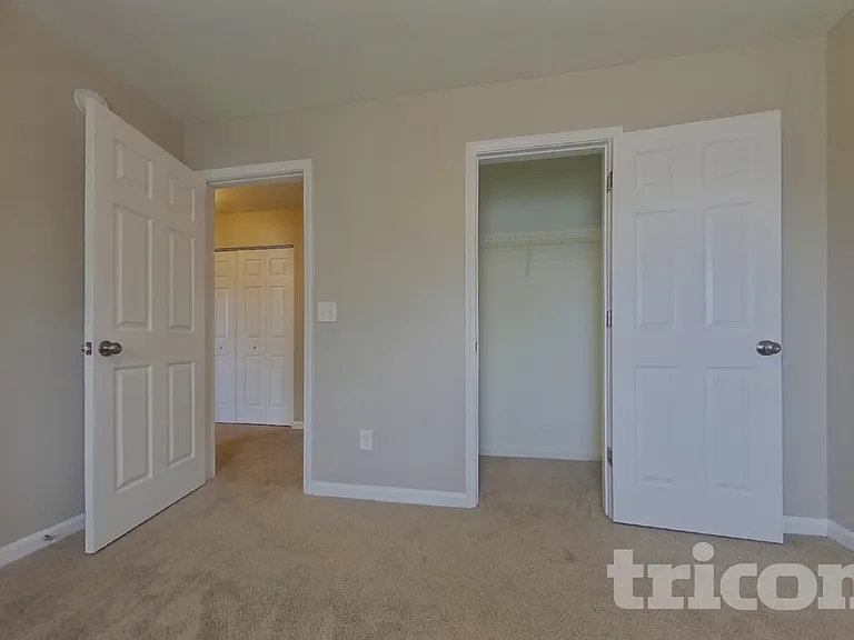 443 Laurel Mist Ln — Photo 13