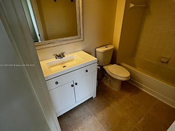 3rd image of 3360 Pinewalk Dr N APT 1337