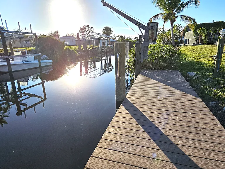 Dock