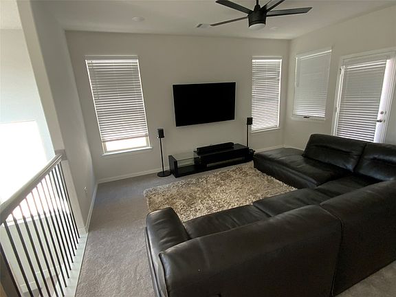 5th image of 3318 Scotsman Rd