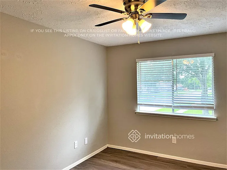 2326 Meade Ct — Photo 15