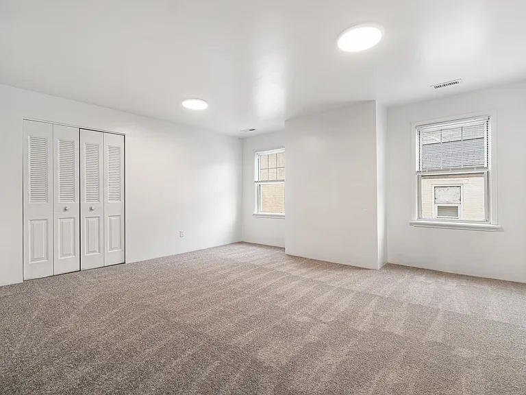 1738 Main Street — Photo 13