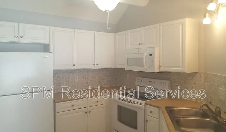 1174 Shipyard Blvd — Photo 4