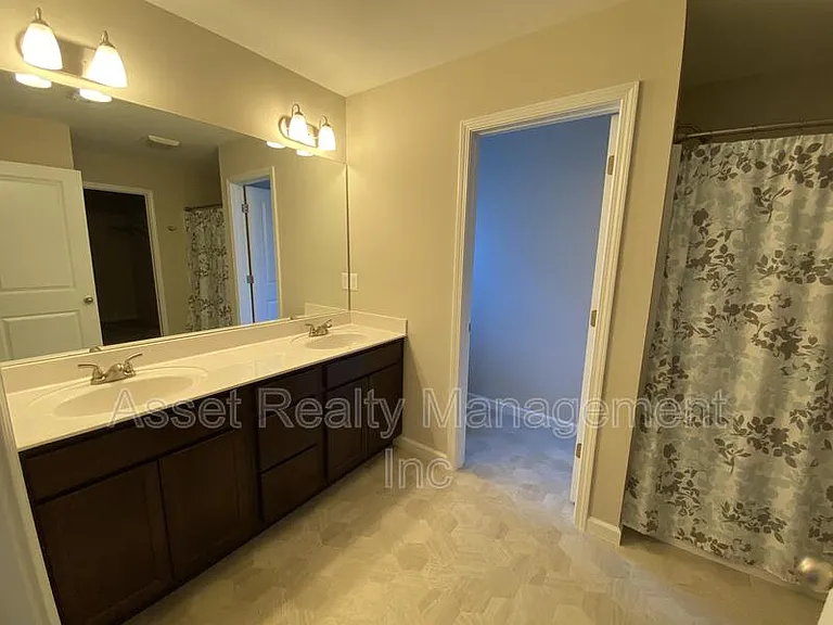 1116 Cloud View Dr — Photo 18