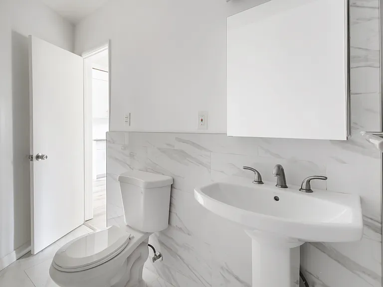 Bathroom (Renovated)