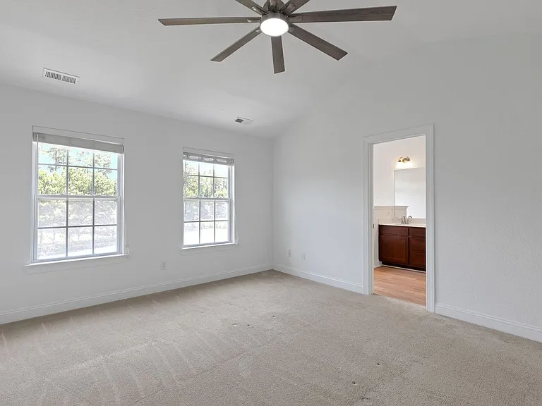 4577 Leamore Square Rd — Photo 11