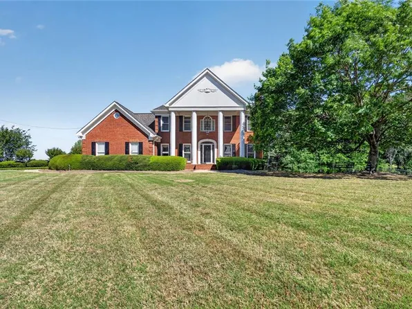 3715 Ridge Rd, Buford, GA 30519