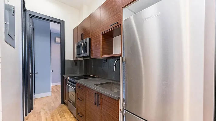 Rented by TorsX Inc | media 6