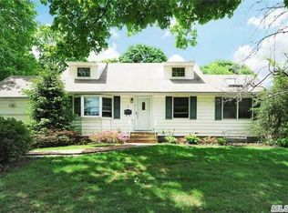 3 Cullen Dr, East Northport, NY 11731