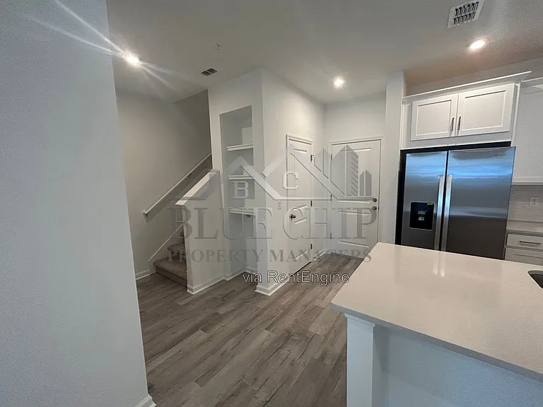 11605 Straits Way — Photo 3