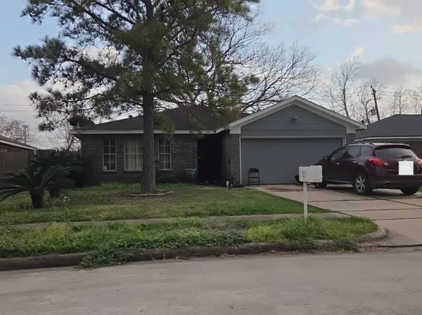 4718 Fairgreen Ln, Houston, TX 77048