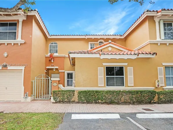 8451 NW 138th St APT 2303, Miami Lakes, FL 33016