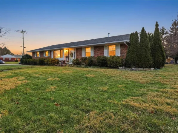 303 Princewood Ct, West Chester, OH 45246