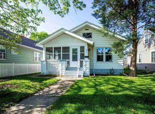 2937 12th Ave, Moline, IL 61265