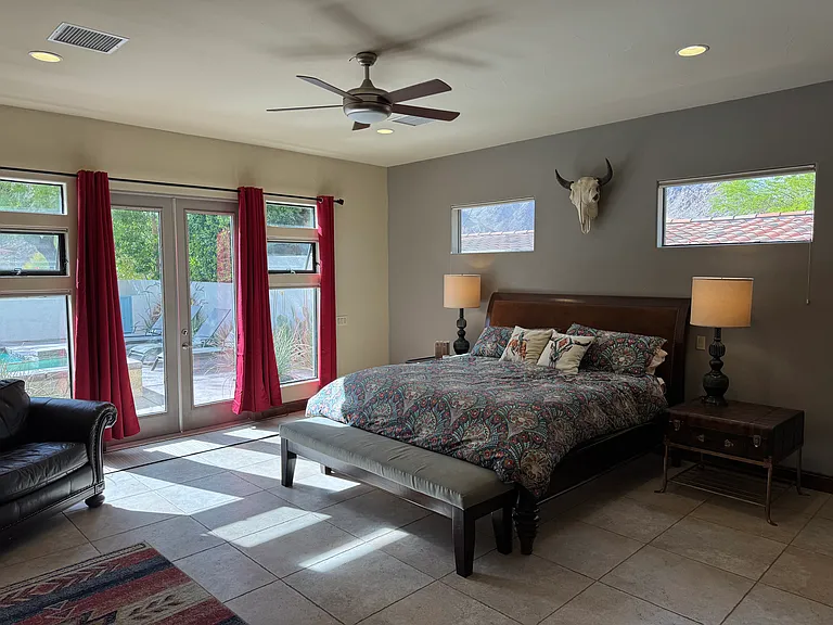 54050 Avenida Montezuma — Photo 11