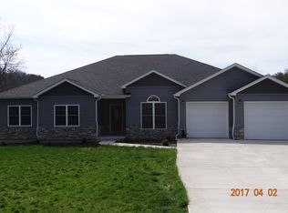 144 2nd Ave SE, Graysville, AL 35073