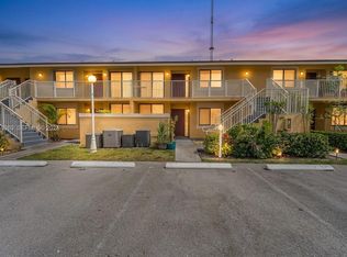 Misty Lake, Miami Gardens, FL 33169