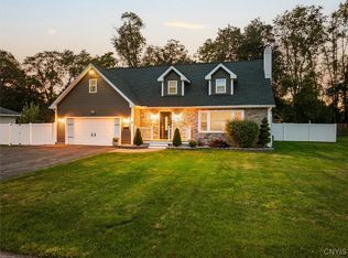 411 Sunlit Ter, Utica, NY 13502