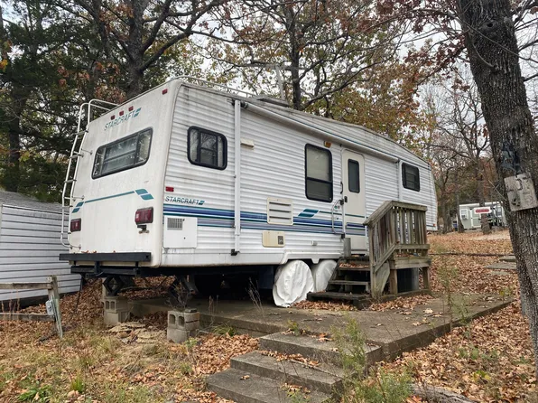 220 & 219 Jellystone Avenue, Hollister, MO 65672