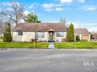 489 NW 4th Ave, Ontario, OR 97914