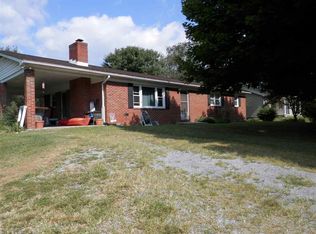 585 Rittenour Rd, Edinburg, VA 22824