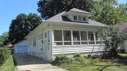 373 Elm St photo 1