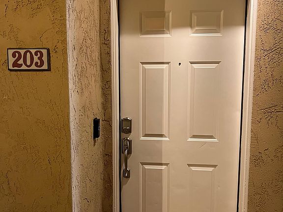 2nd image of 510 Camino De La Reina Unit 203