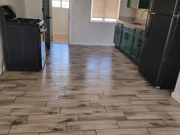 3915 Mobile Ave #2 — Photo 3